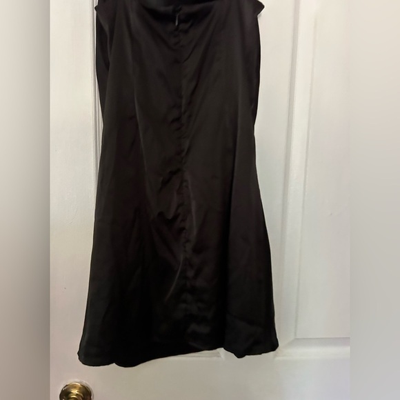 Altar’d state SILK BACKLESS MINI DRESS small - Picture 9 of 9